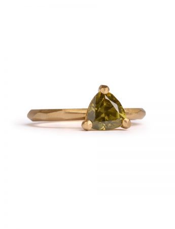 Three Claw Ring – Yellow Gold & Green Sapphire