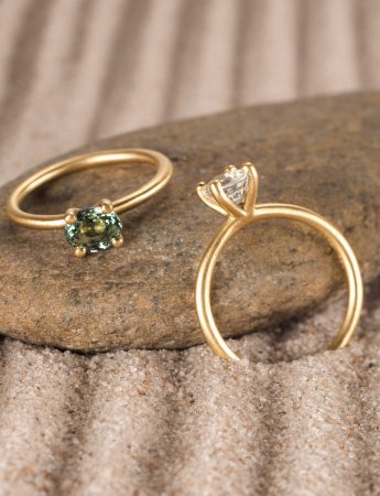 Minty Green Ophir Ring – Yellow Gold & Sapphire