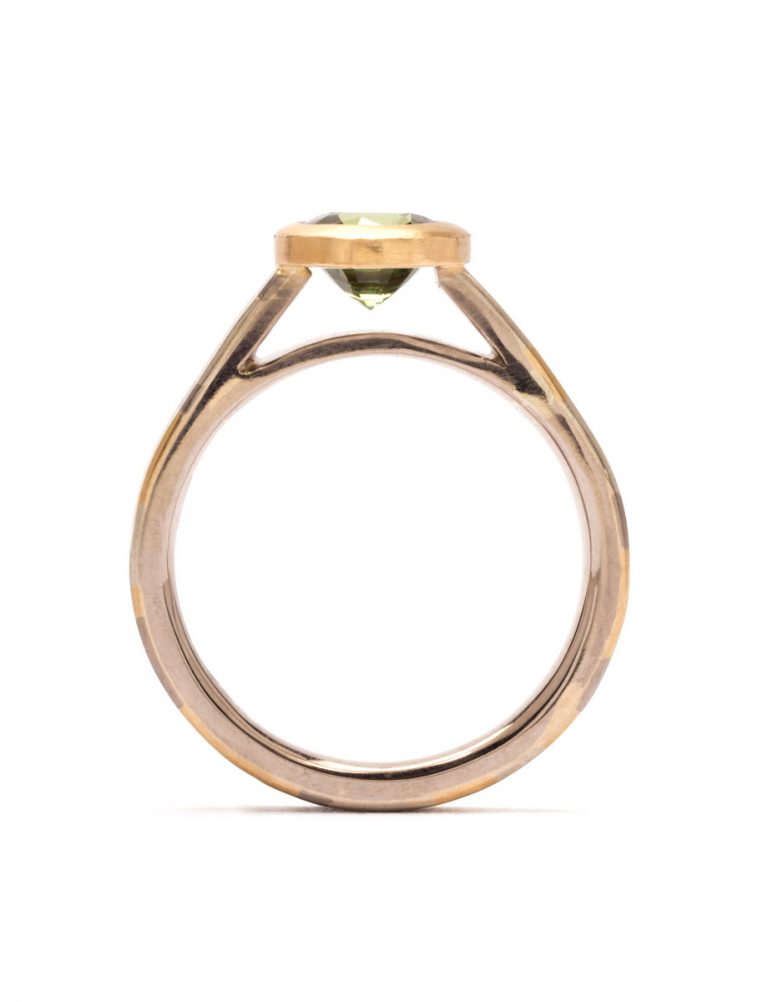 Lush Terrain Ring – Gold & Green Sapphire