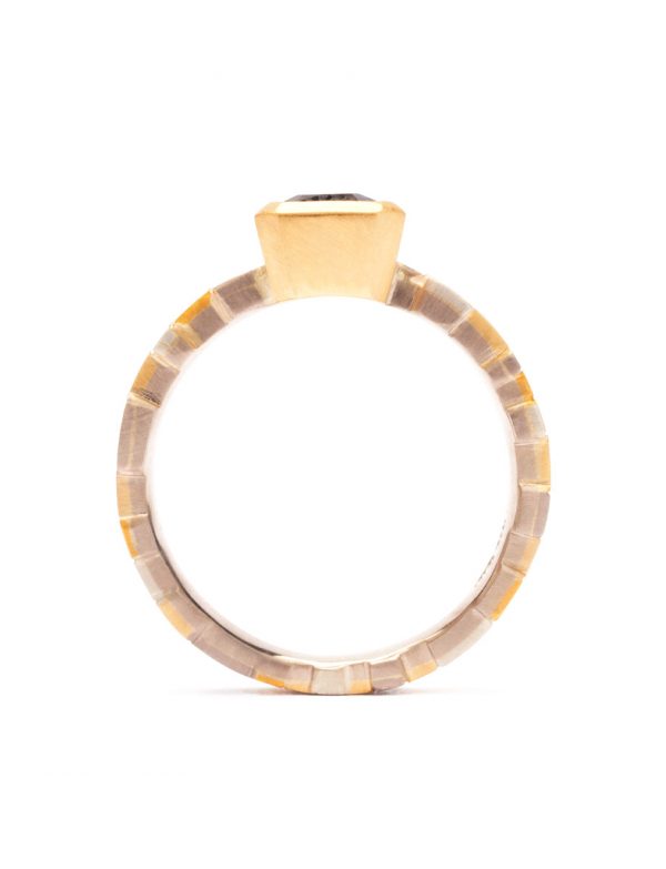 Radiant Sequence Ring – Gold & Sapphire
