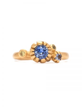 Petits Bouquet Ring – Yellow Gold & Sapphires