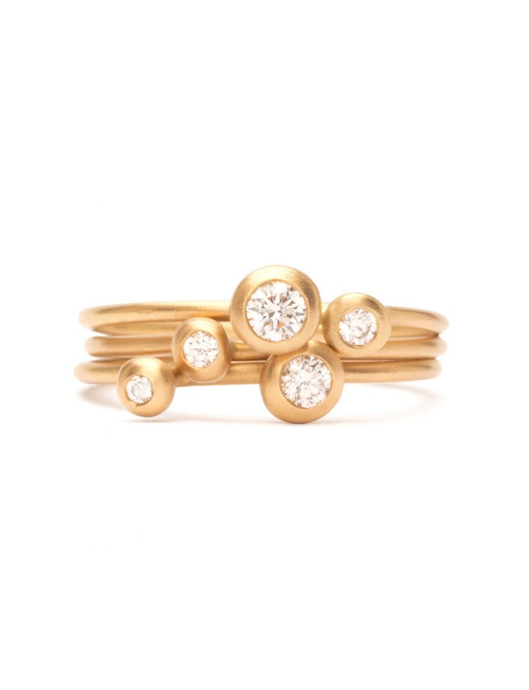 Yellow gold store stacking rings