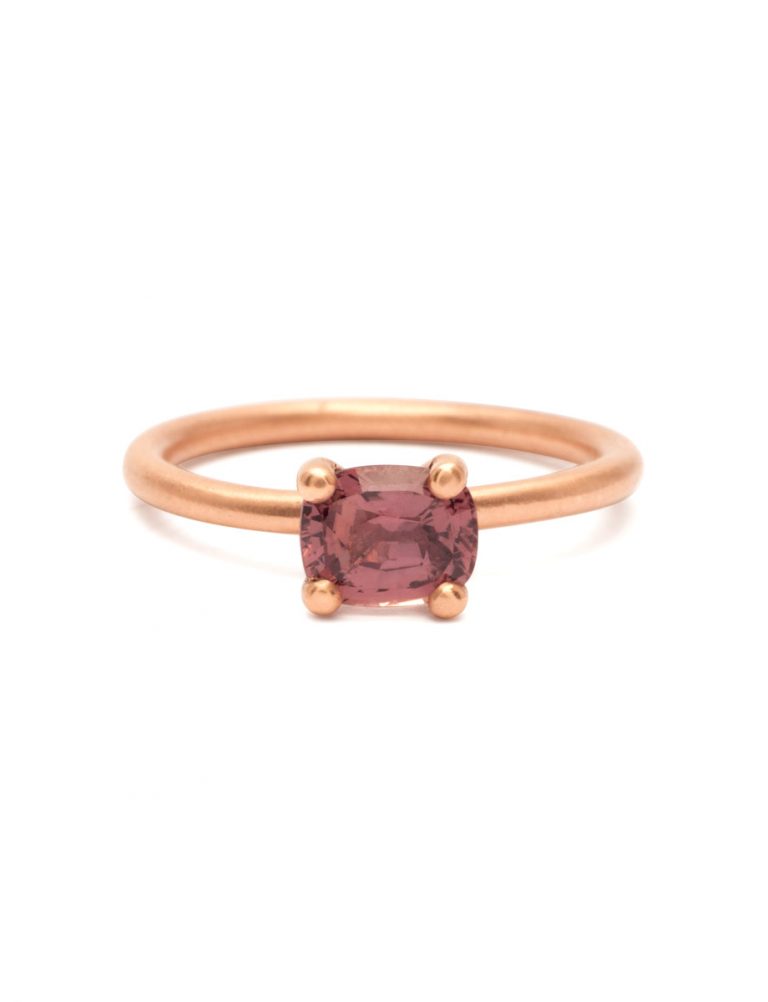 Rusty Pink Ophir Ring – Rose Gold & Sapphire