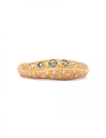 Tranquil Ring – Sapphire & Diamond