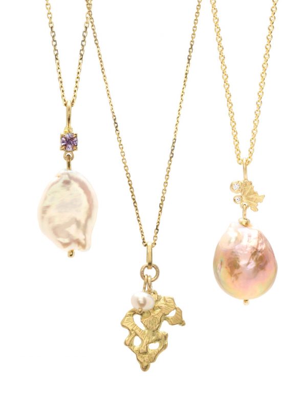 Ocean Tides Necklace – Gold & Pearl