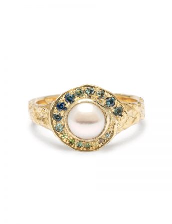 Oceanic Spiral Ring – Pearl & Sapphire