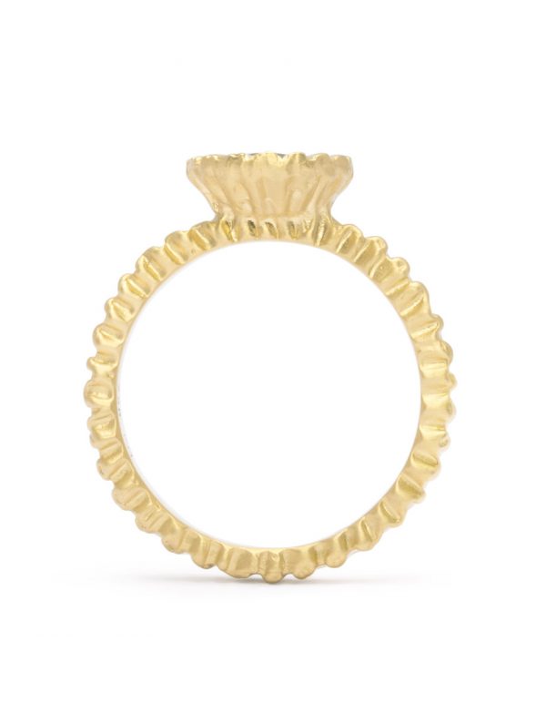 Teeth Gem Ring – Pale Green Sapphire