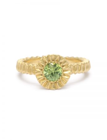 Teeth Gem Ring – Pale Green Sapphire