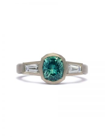 Michigan Avenue Ring – White Gold & Montana Sapphire