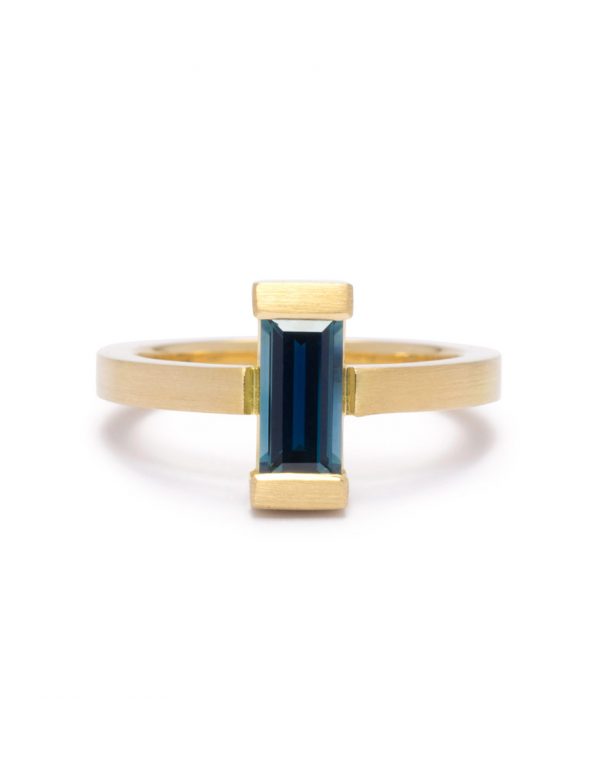 Falling Water Ring – Yellow Gold & Blue Sapphire