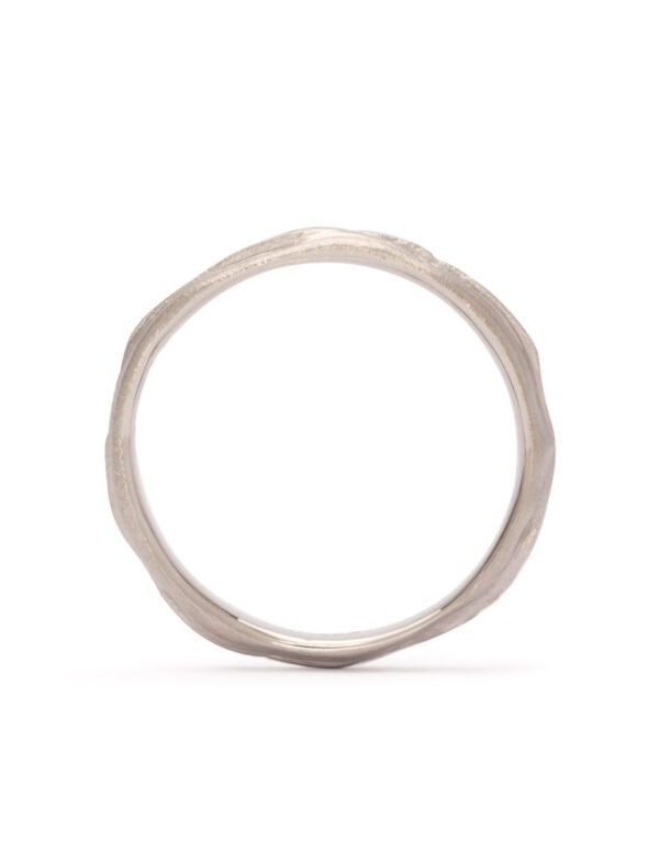 Middle Path Ring – White Gold