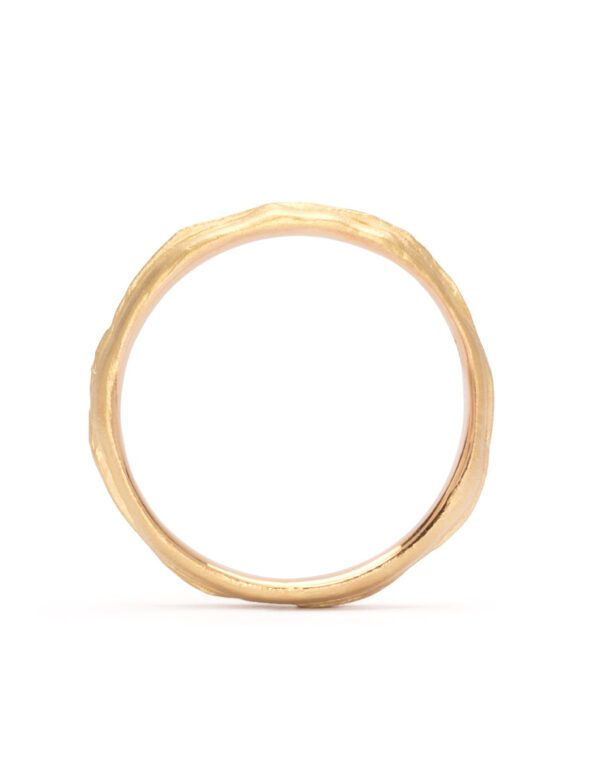 Middle Path Ring – Yellow Gold