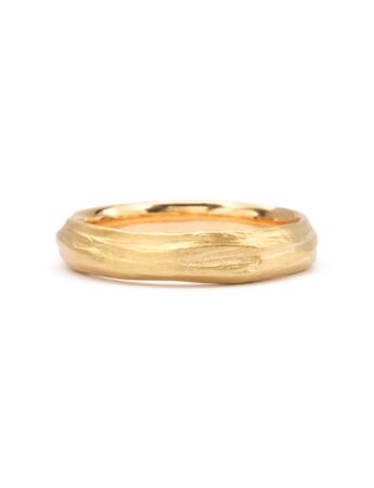 Winding Path Ring – Yellow Gold