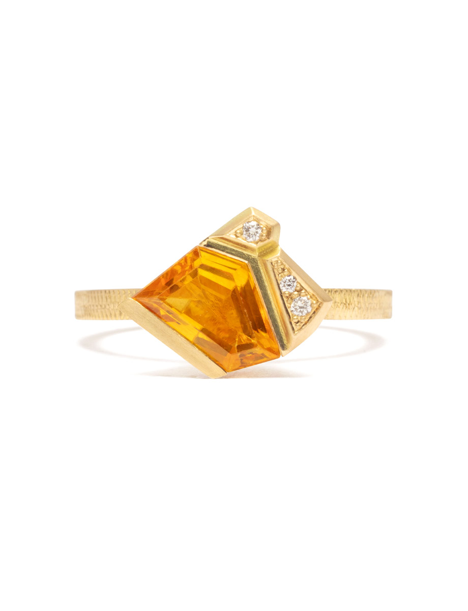 Scintillation Ring – Yellow Gold & Ceylon Sapphire