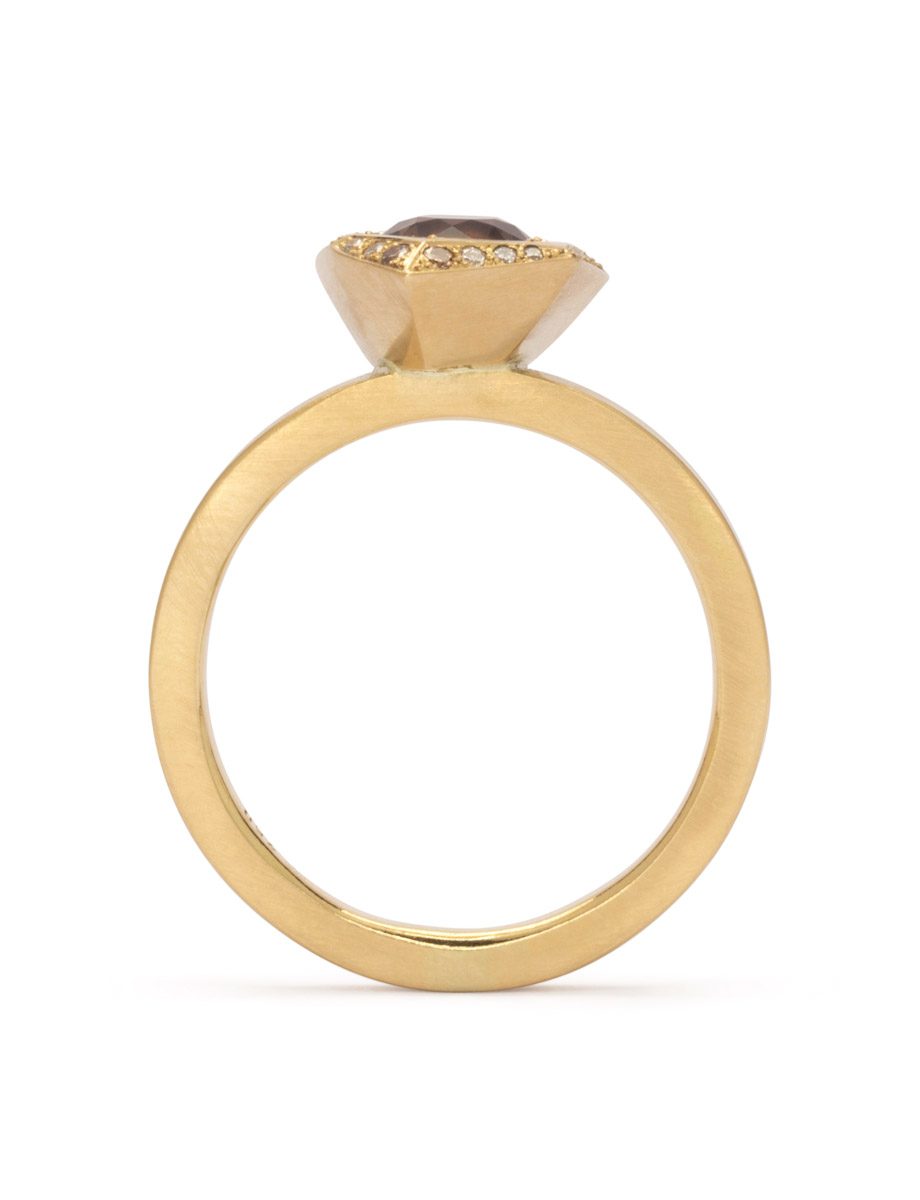 Scattered Light Ring – Yellow Gold & Bronze Sapphire