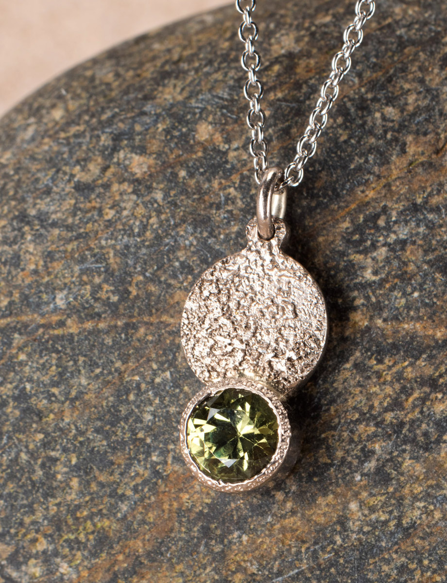 Galaxy Forces Necklace – White Gold & Green Sapphire