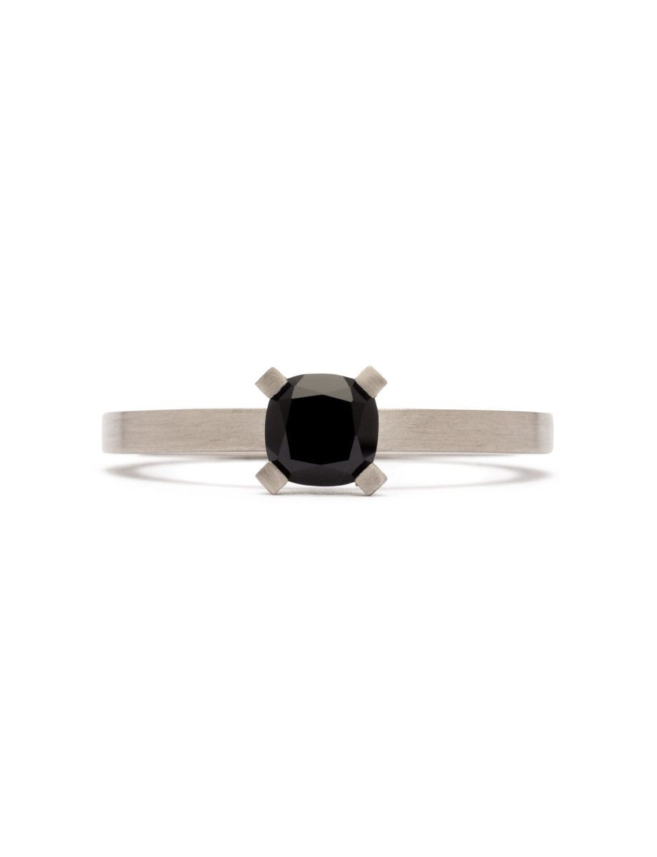 After Dark 5 Ring – White Gold & Black Spinel