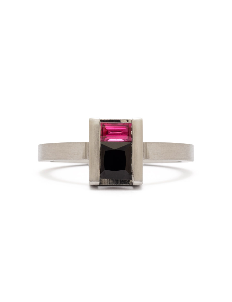 Sirius Ring – Platinum, Sapphire & Ruby