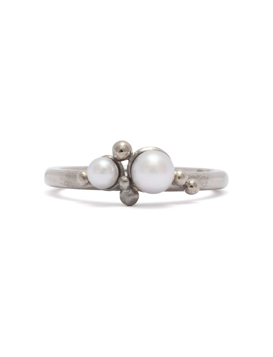 Subtlety Ring – White Gold & Akoya Pearls
