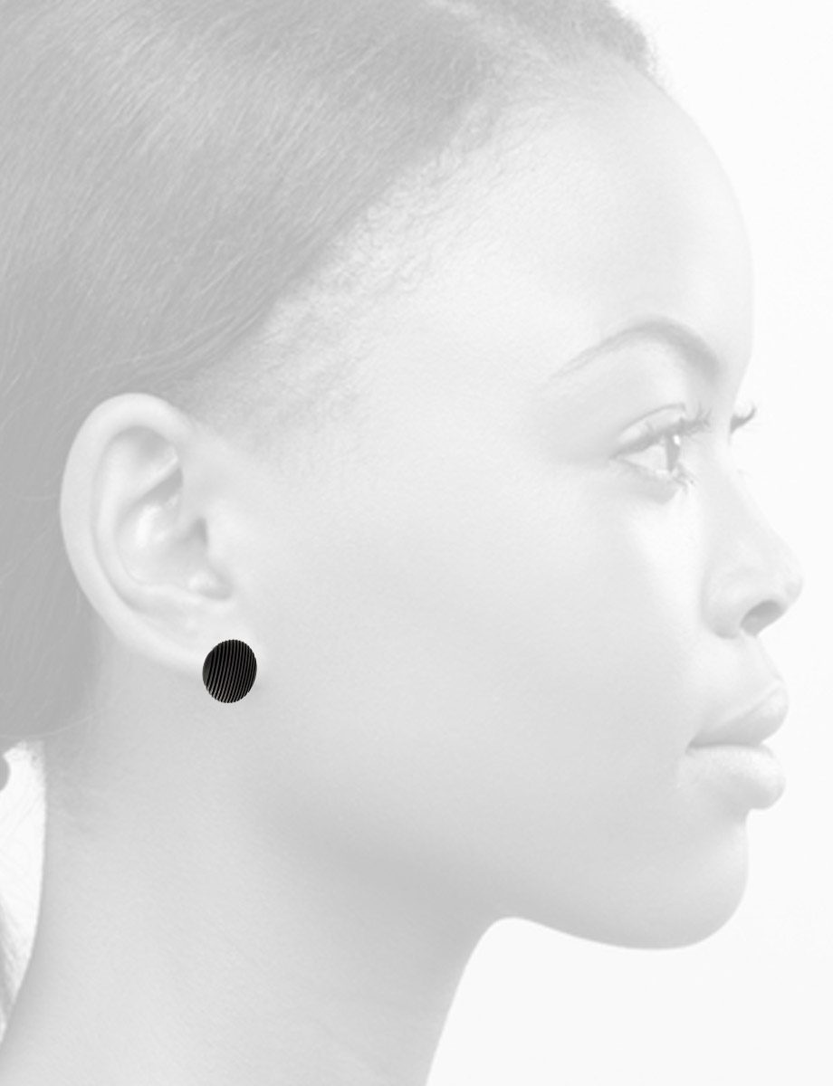 Large Obscuro Intima Stud Earrings – Black