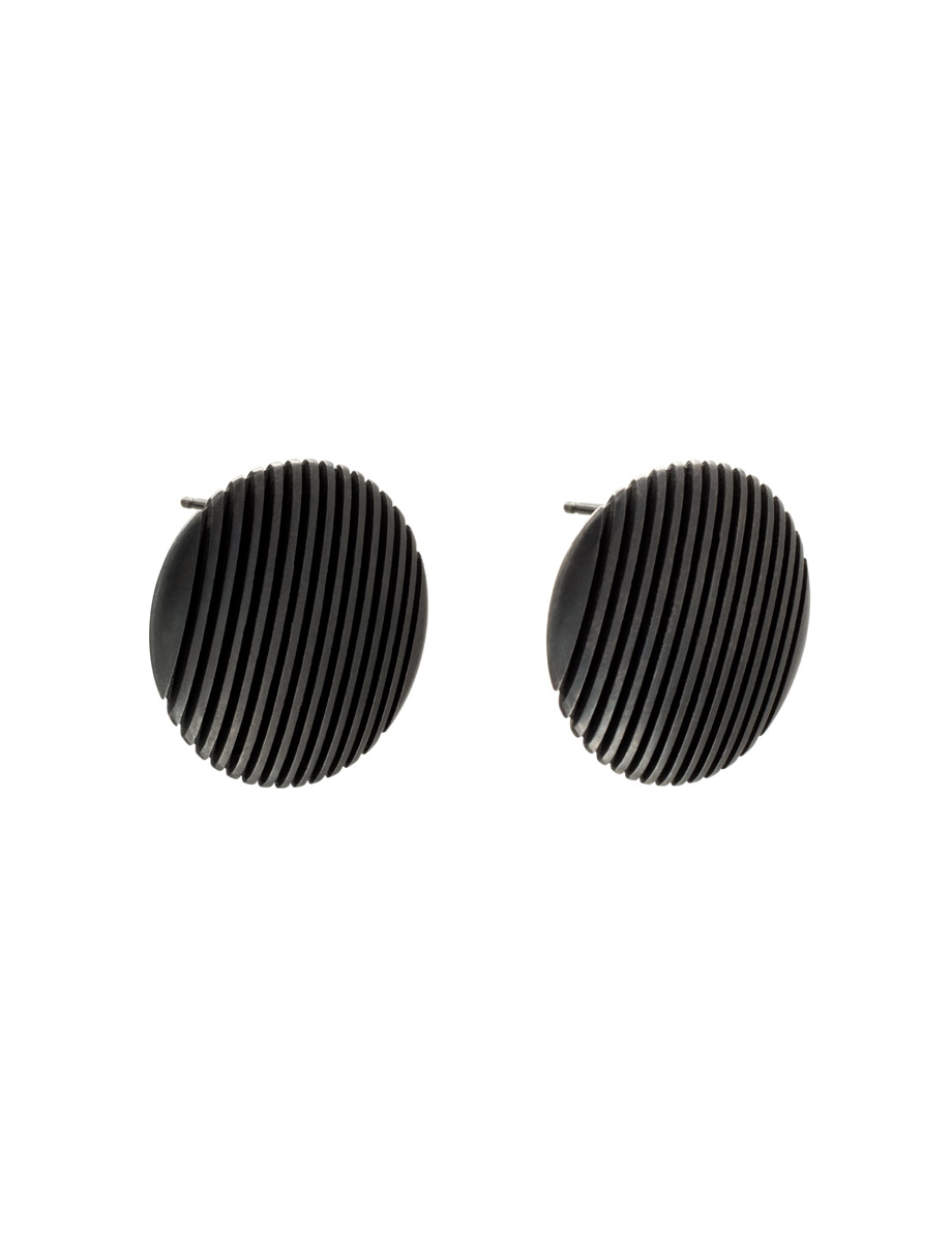 Large Obscuro Intima Stud Earrings – Black