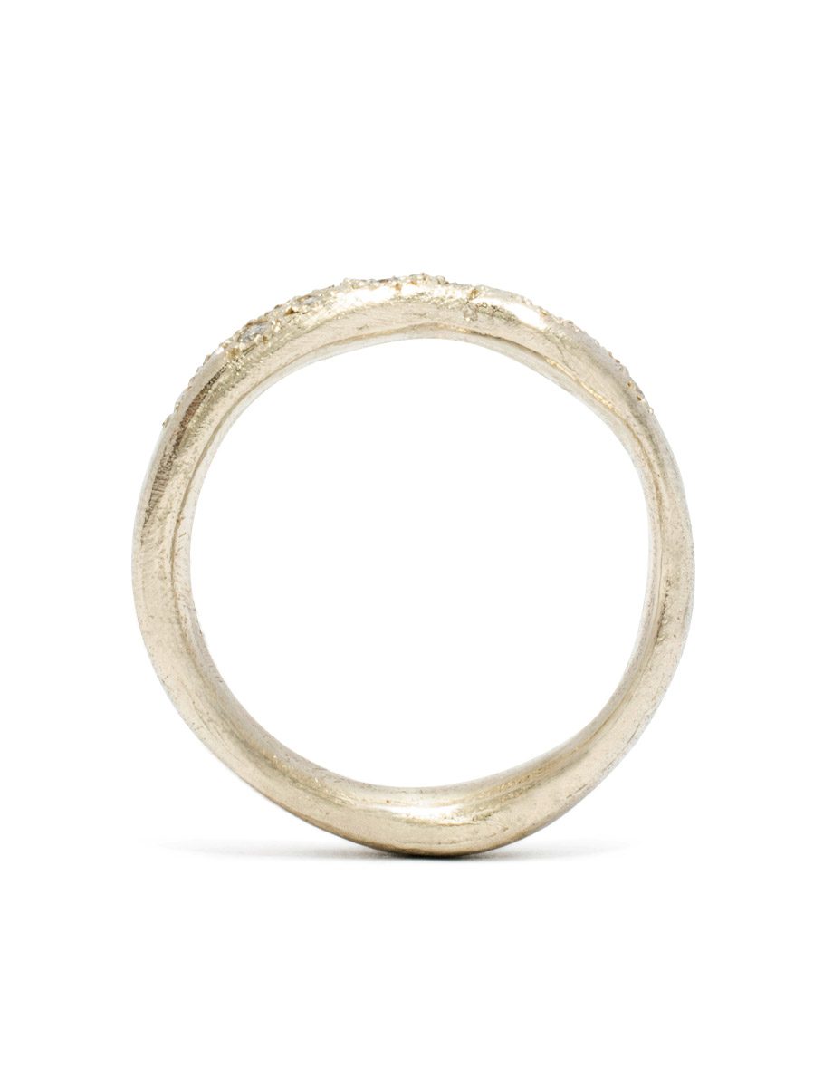 Thin Random Ring – White Gold & Diamond