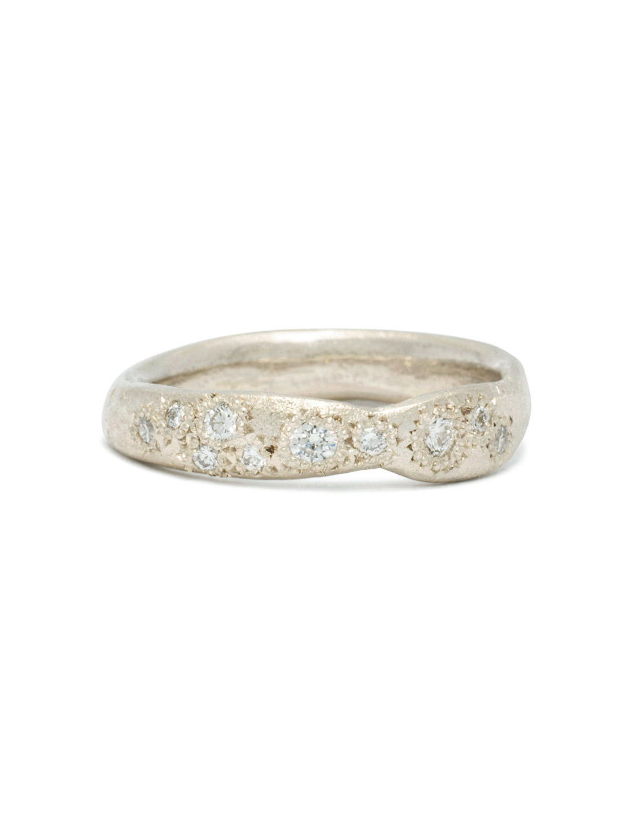 Thin Random Ring – White Gold & Diamond