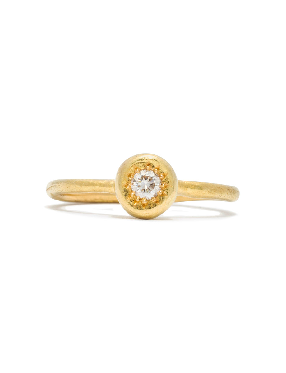 Small Pledge Ring – Yellow Gold & Diamond