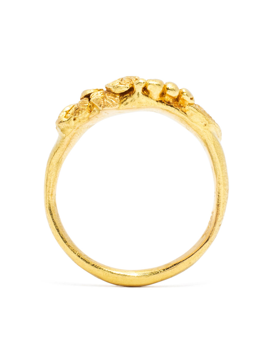 Illumination Ring – Yellow Gold & Diamond