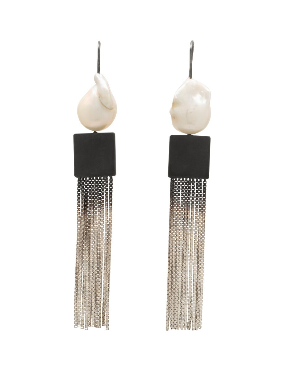 Shikaku Box On Box Chain Earrings – White Baroque Pearls