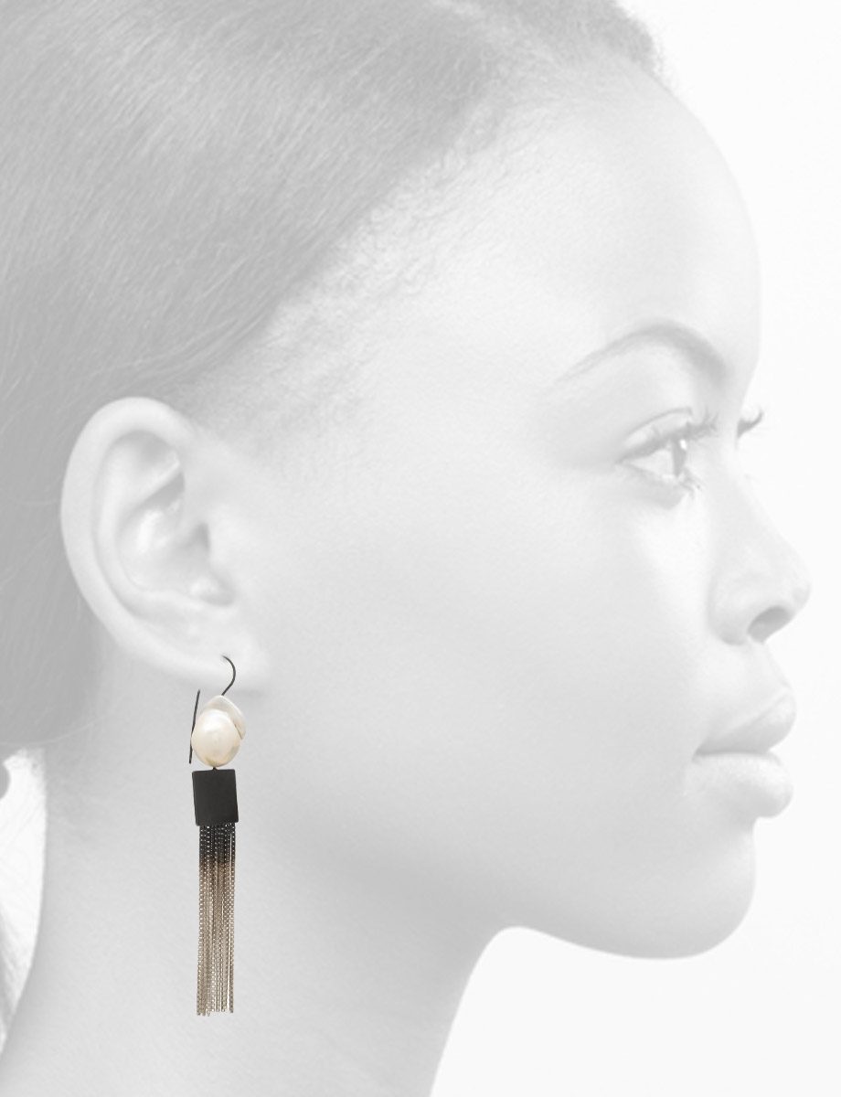 Shikaku Box On Box Chain Earrings – White Baroque Pearls