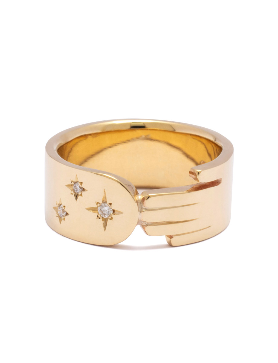 Magic Touch Ring – Yellow Gold & Diamonds