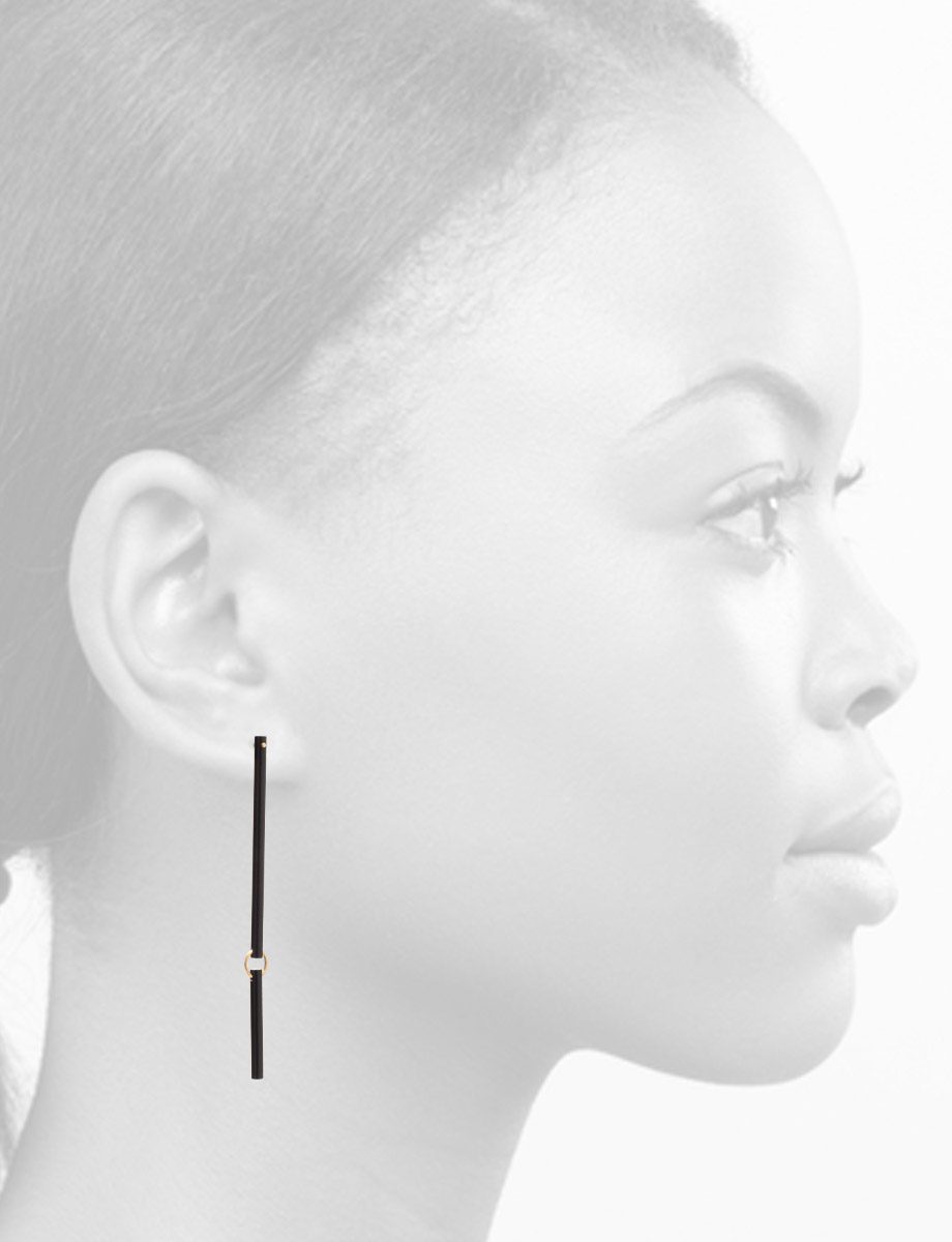 Centre Line Earrings – Black & Yellow Gold