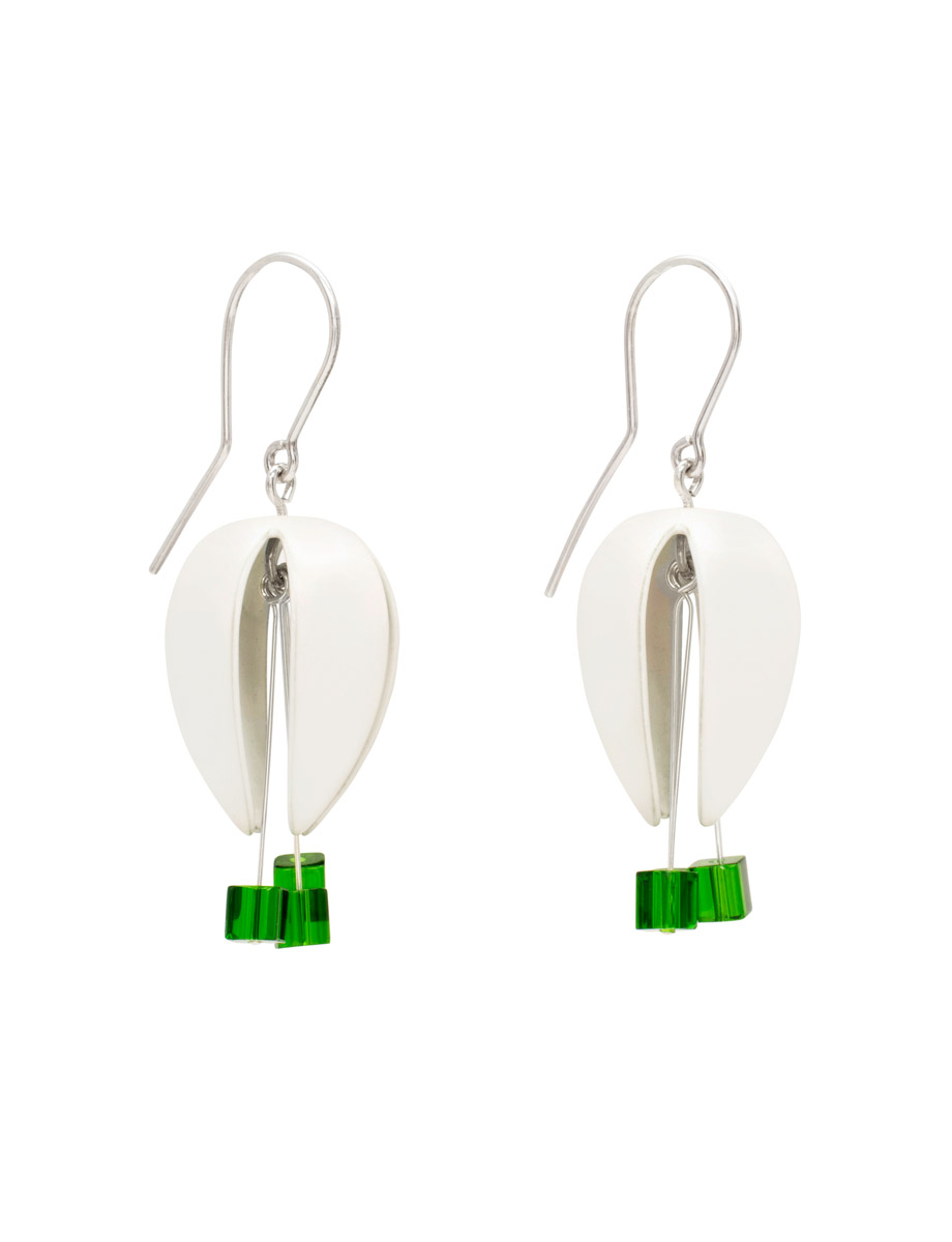 Large Boronia Bud & Stamen Earrings – White & Green Glass