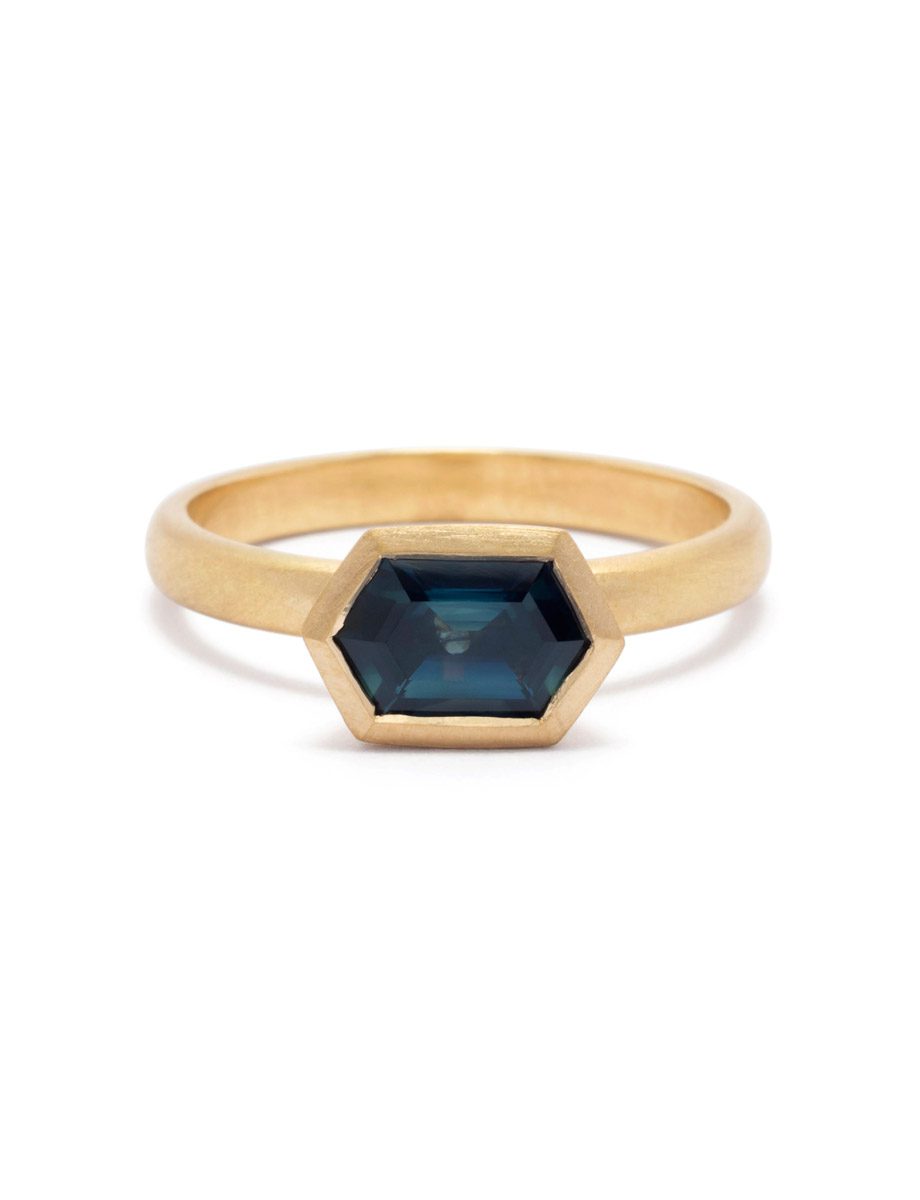 Blue Sky Ring – Yellow Gold & Blue Sapphire