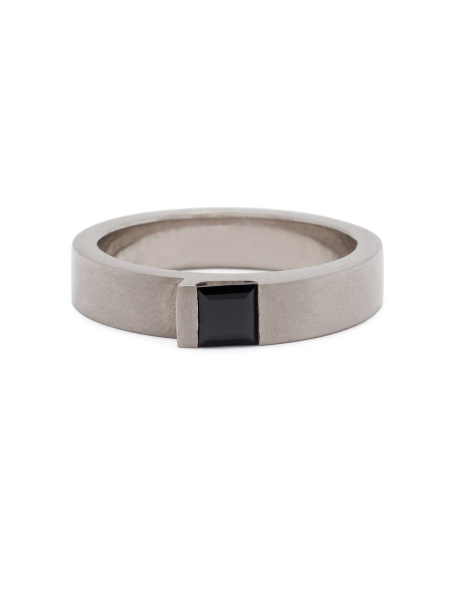 Momentum Ring – White Gold & Black Spinel