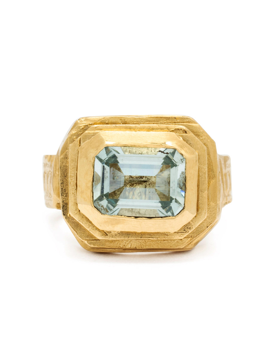 Sacro Ring – Yellow Gold & Aquamarine