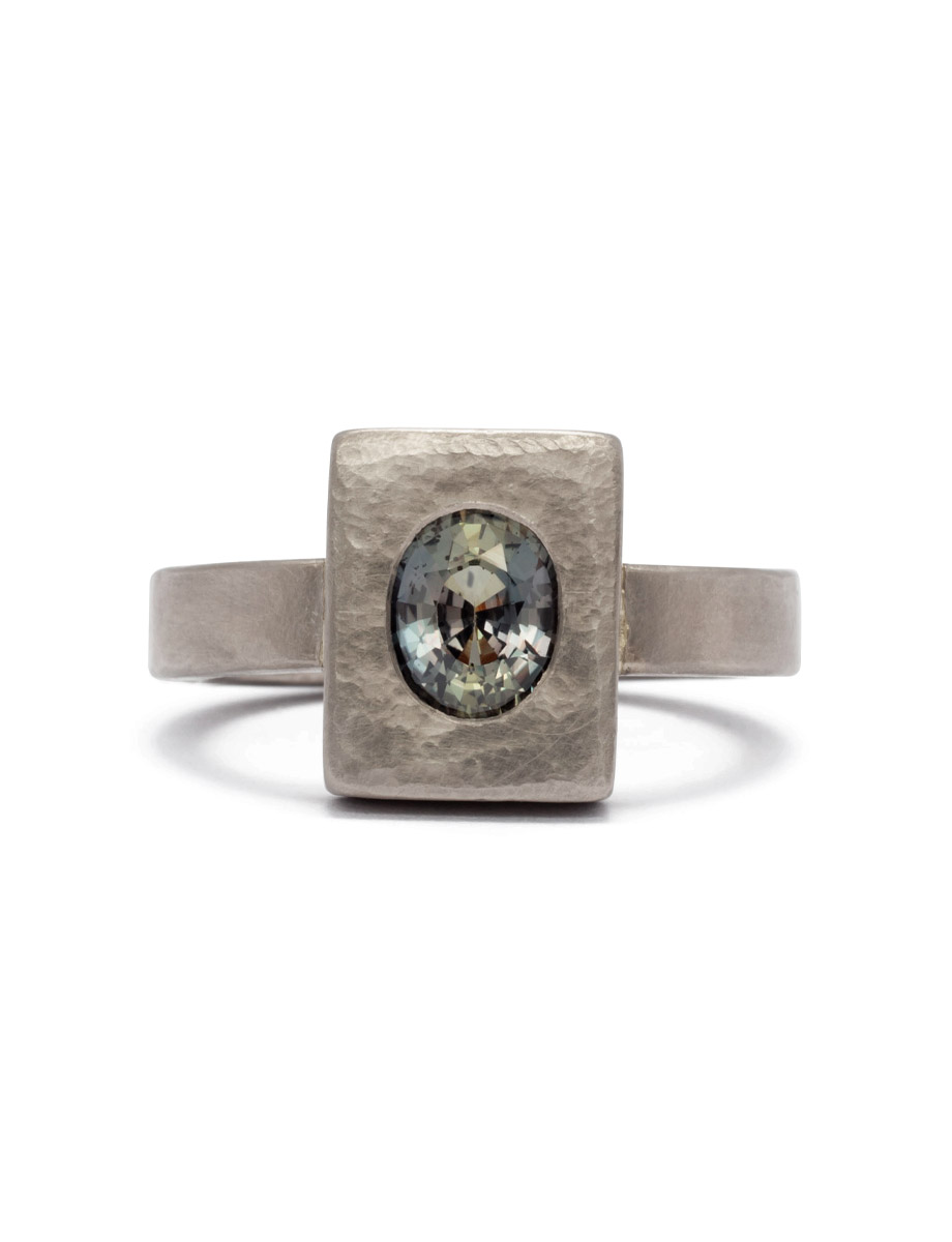 Reef Ring – White Gold & Parti Sapphire