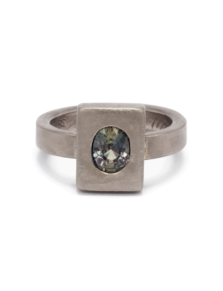 Reef Ring – White Gold & Parti Sapphire
