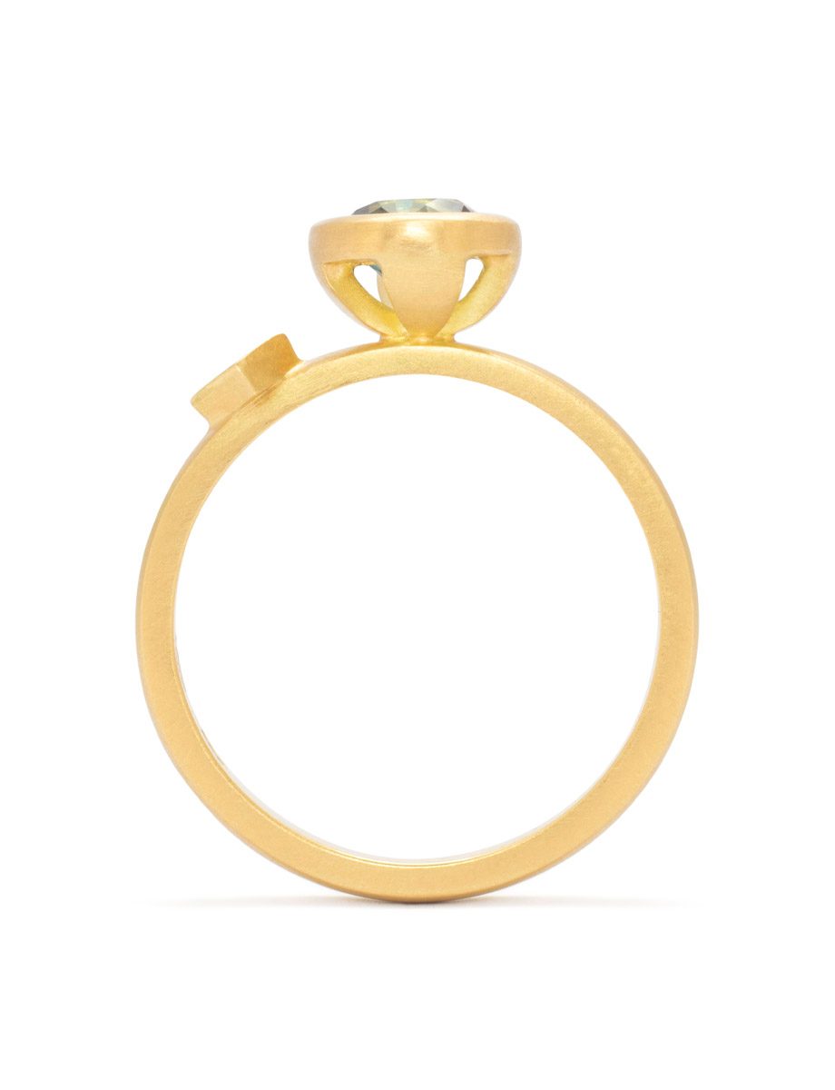 Lagoon Ring – Diamond & Parti Sapphire