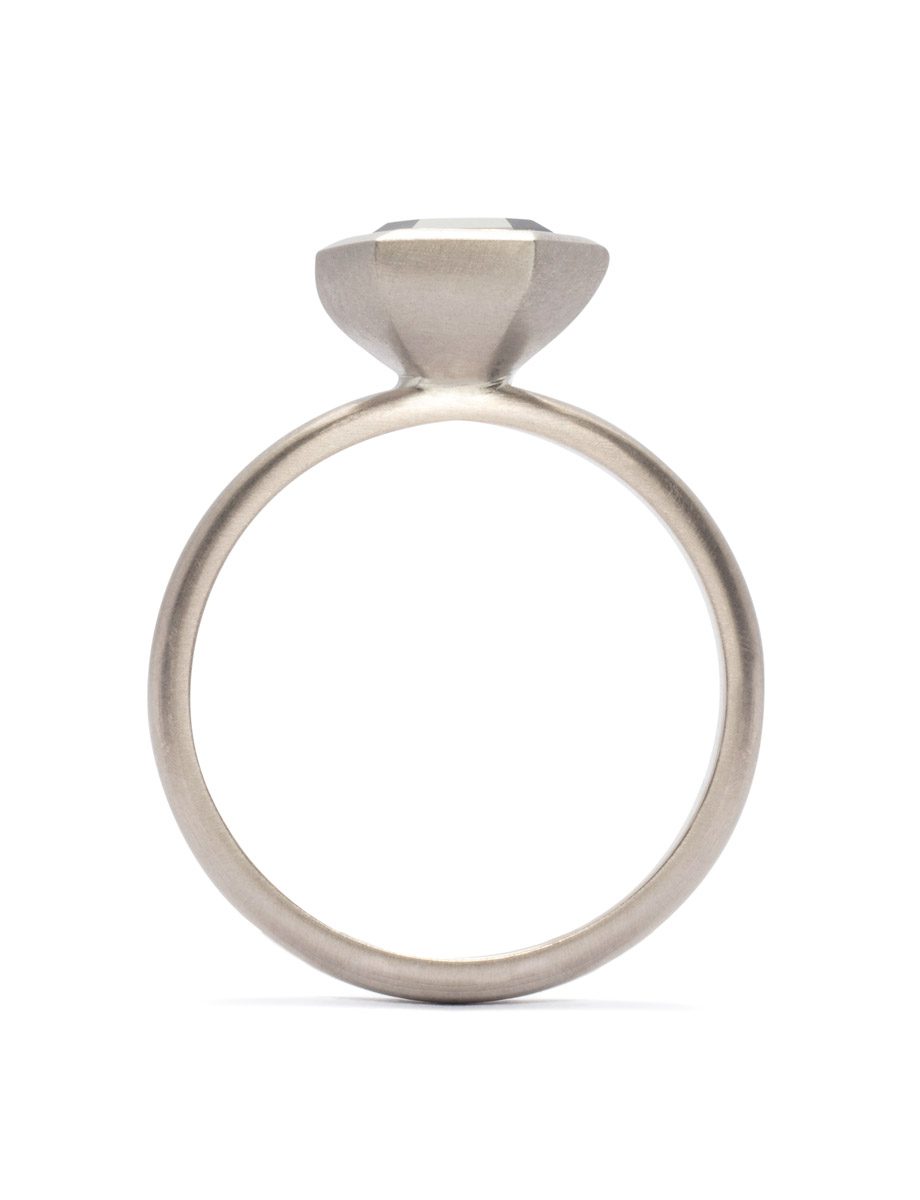 Morning Frost Ring – White Gold & Teal Sapphire