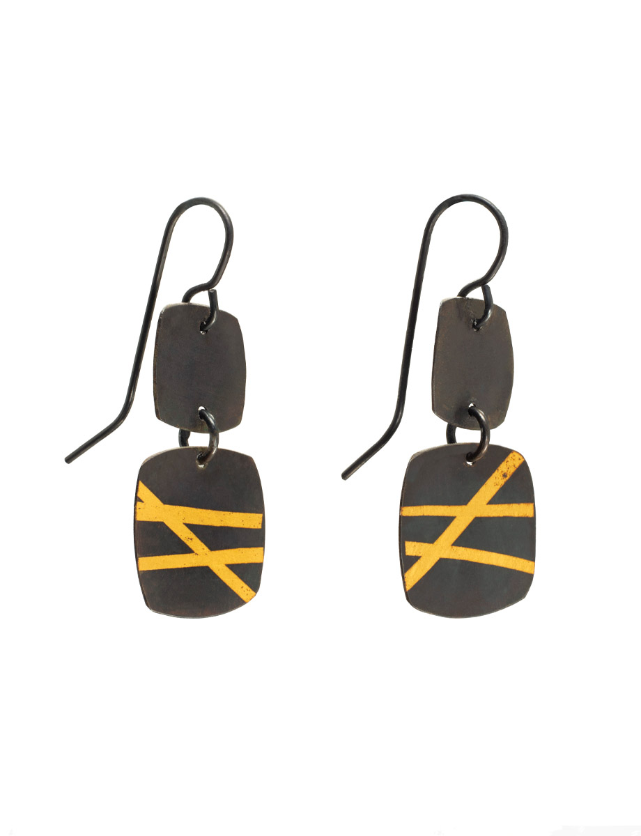 3 Lines Drop Hook Earrings – Black & Gold
