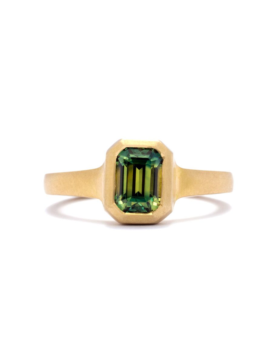 Emerald Pillar Ring – Australian Parti Sapphire