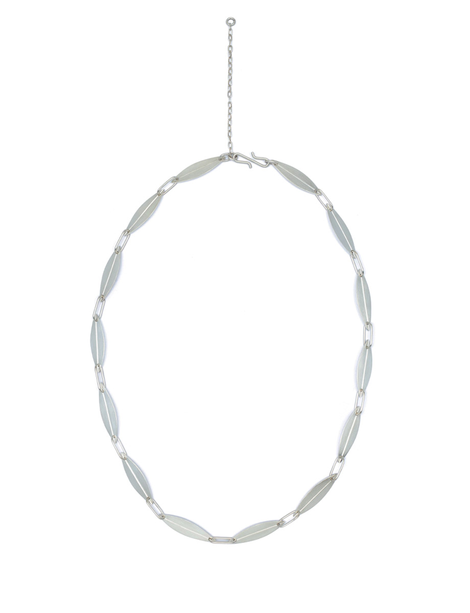 Eucalypt Leaf Chain Necklace – Silver