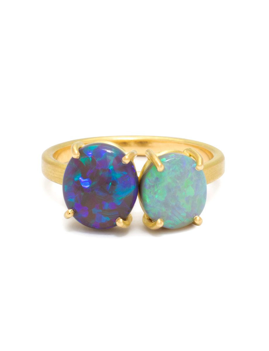 Blues Dark Opal Ring – Yellow Gold & Lightning Ridge Opal