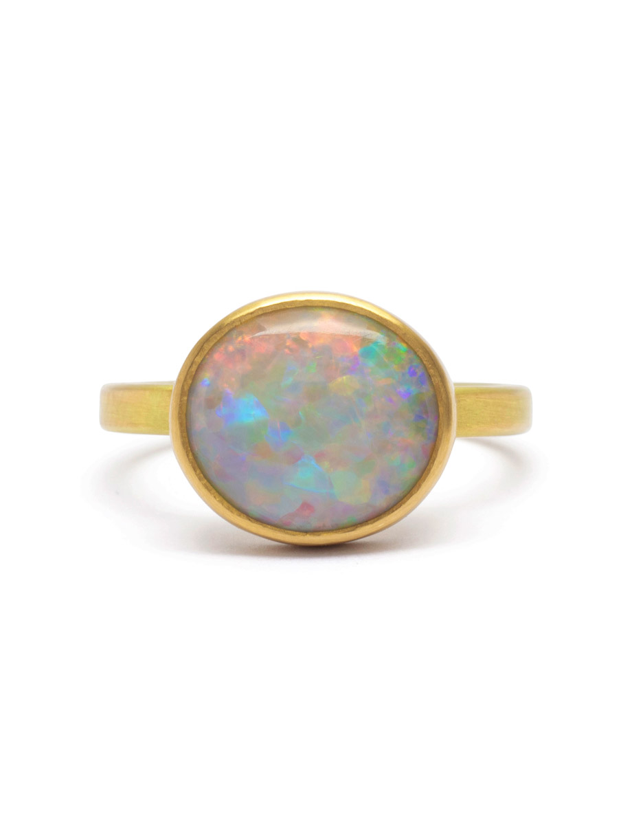 Light Horizon Ring – Yellow Gold & Round White Opal