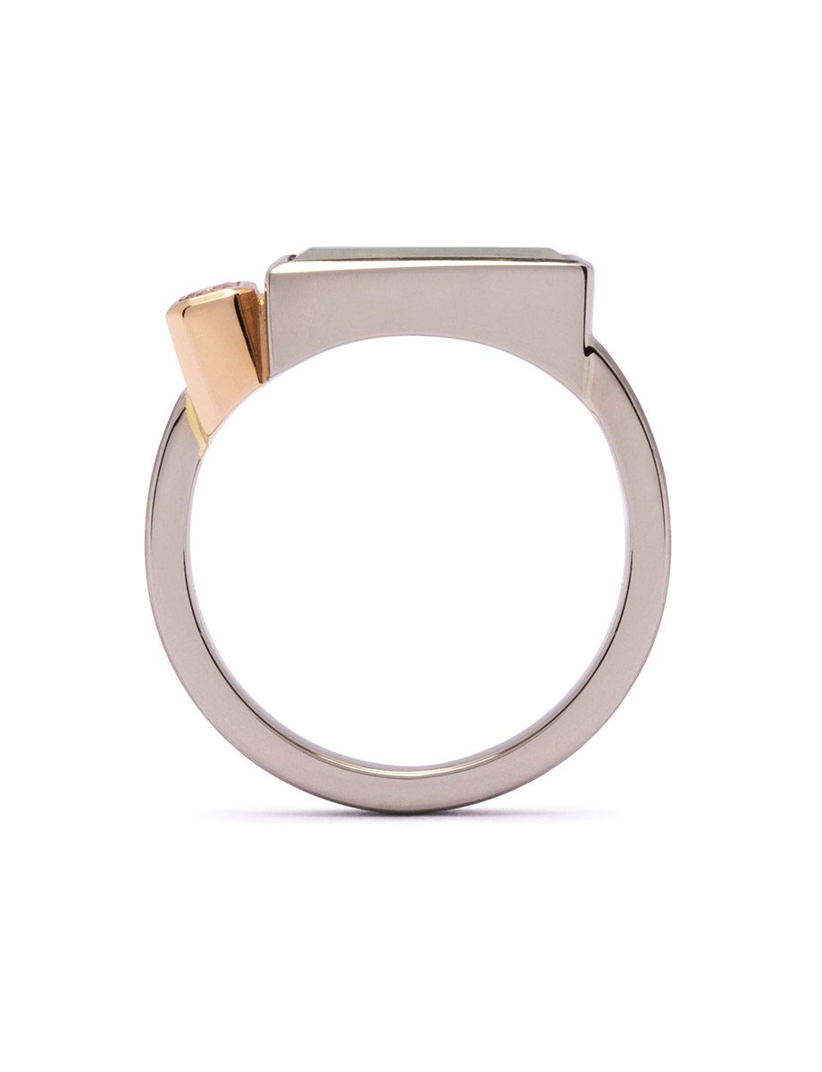 Dichotomy Ring – White Gold & Sapphire