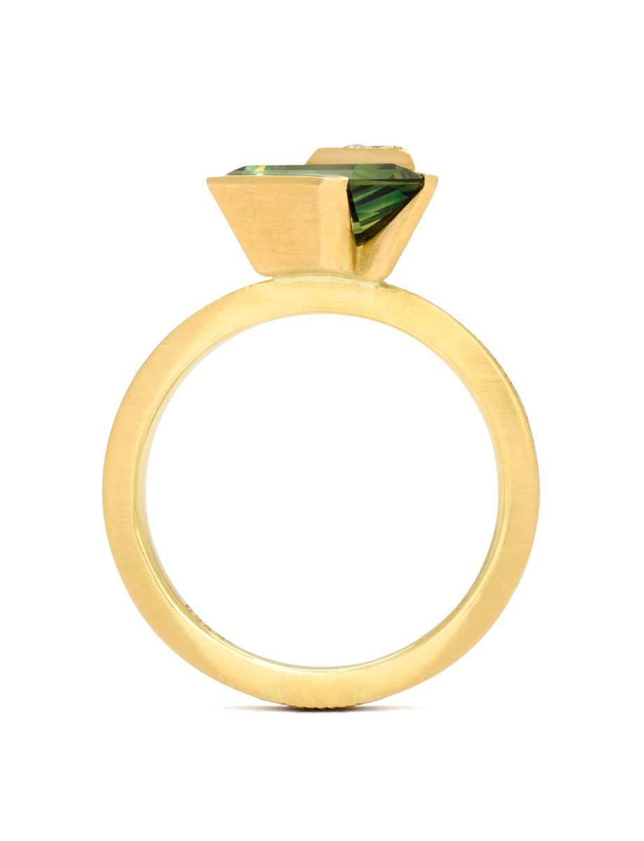 Angularity Ring – Yellow Gold, Parti Sapphire & Diamonds