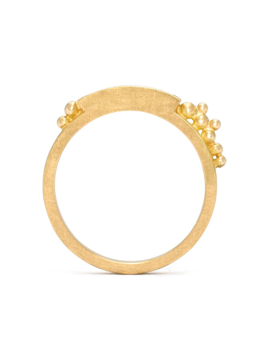 Granule Ring – Yellow Gold & Diamonds