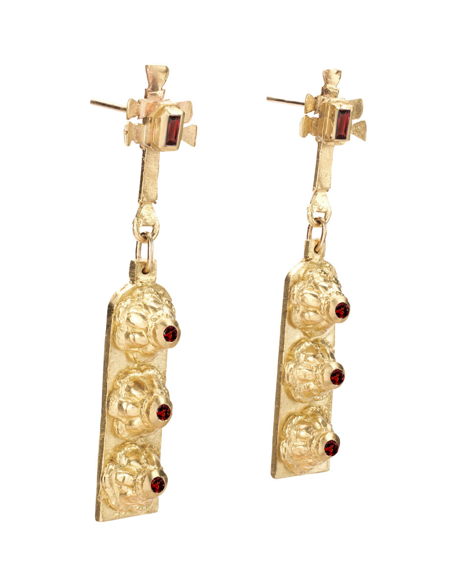 Santa Irene Earrings – Yellow Gold & Red Garnet